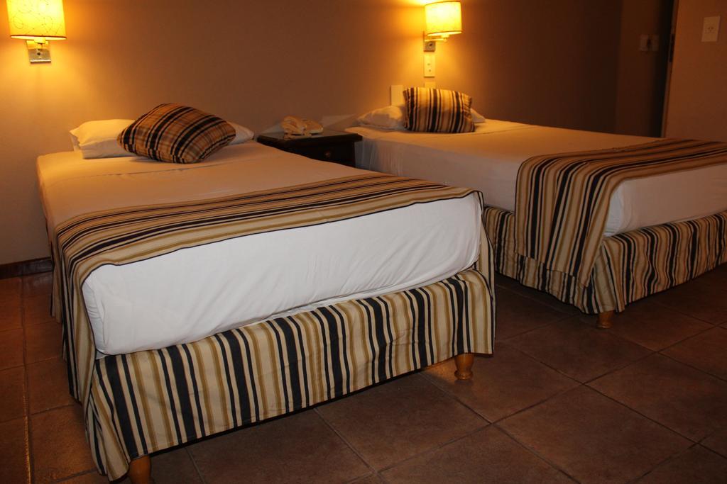 Marcopolo Suites Iguazu Πουέρτο Ιγκουασού Εξωτερικό φωτογραφία